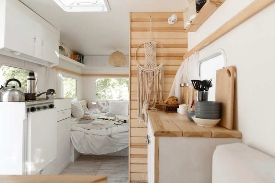 Éclaircissement sur les droits et les restrictions par rapport à l'installation d'un mobil-home dans un jardin privé